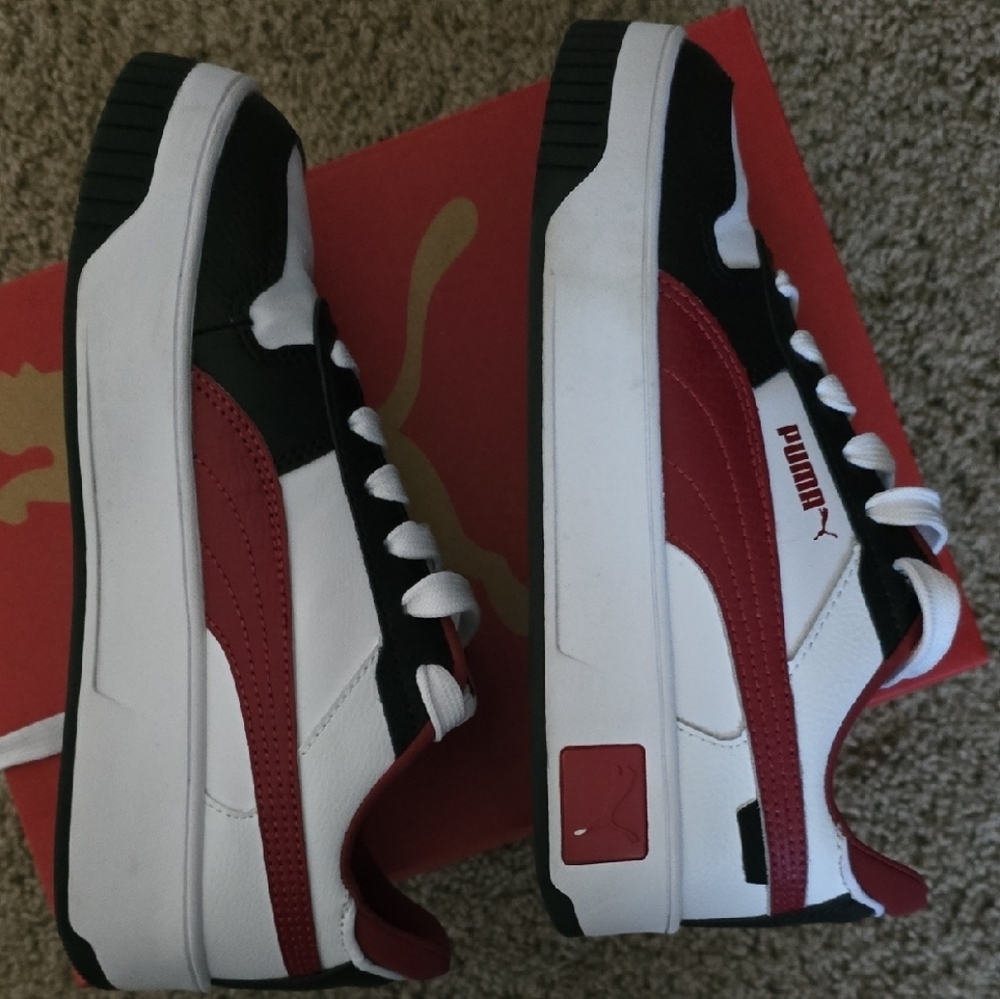 Puma Men's Dynamic White, Black, and Red Sneakers - Picture 5 of 6